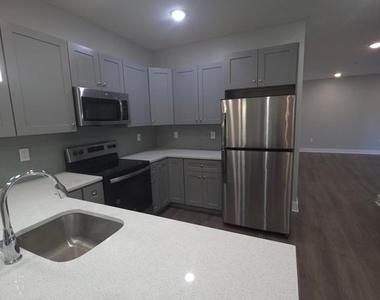 3925 Haverford Avenue - Photo Thumbnail 27