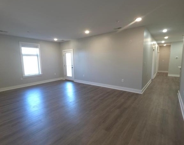 3925 Haverford Avenue - Photo Thumbnail 29