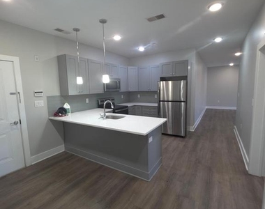 3925 Haverford Avenue - Photo Thumbnail 25