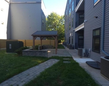 3925 Haverford Avenue - Photo Thumbnail 12