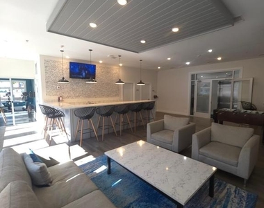 3925 Haverford Avenue - Photo Thumbnail 2