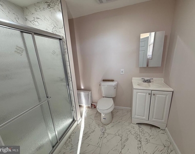 2537 E Auburn Street - Photo Thumbnail 9