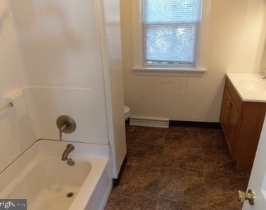 128 S Main Street - Photo Thumbnail 14