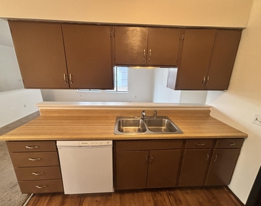7640 Timbercreek Court - Photo Thumbnail 7