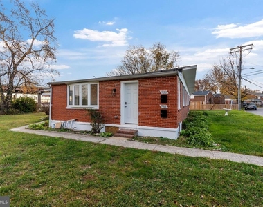 730 New Pittsburg Avenue - Photo Thumbnail 1