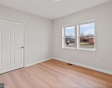 730 New Pittsburg Avenue - Photo Thumbnail 17