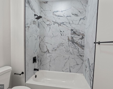 730 New Pittsburg Avenue - Photo Thumbnail 13