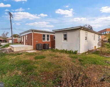 730 New Pittsburg Avenue - Photo Thumbnail 22