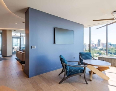 1020 Hammell Drive - Photo Thumbnail 24