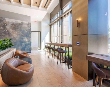 1020 Hammell Drive - Photo Thumbnail 2