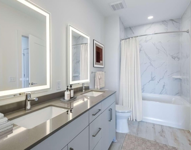 1020 Hammell Drive - Photo Thumbnail 45