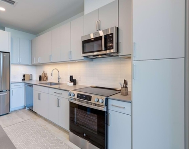 1020 Hammell Drive - Photo Thumbnail 43