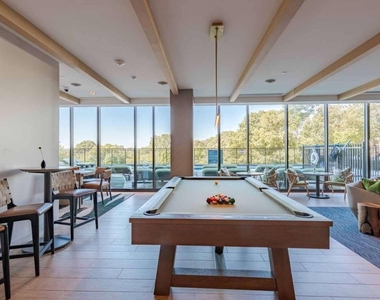 1020 Hammell Drive - Photo Thumbnail 16