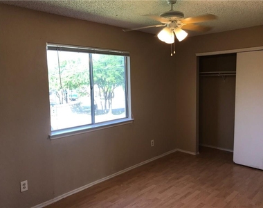 1638 Post Rd - Photo Thumbnail 4
