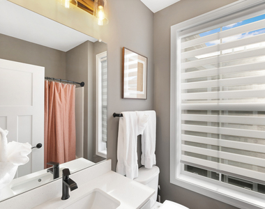 214 Great Loop East Drive - Photo Thumbnail 9