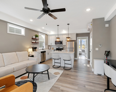 214 Great Loop East Drive - Photo Thumbnail 2