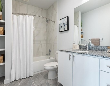 750 Avondale Creek Drive - Photo Thumbnail 21