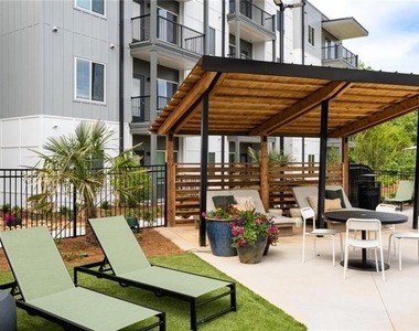 6000 Ava Avenue - Photo Thumbnail 19