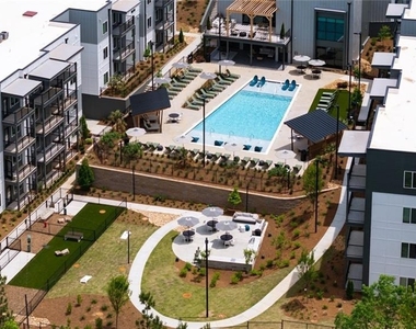 6000 Ava Avenue - Photo Thumbnail 13
