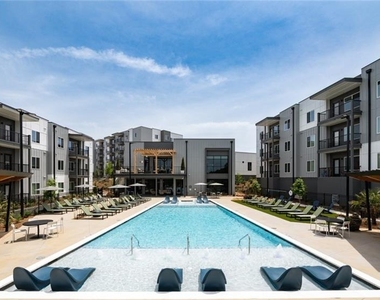 6000 Ava Avenue - Photo Thumbnail 17