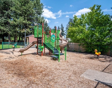 39501 Evans St - Photo Thumbnail 8