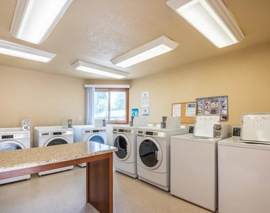 39501 Evans St - Photo Thumbnail 14