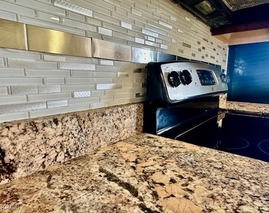 4790 S Cleveland Avenue - Photo Thumbnail 3