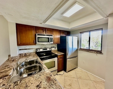 4790 S Cleveland Avenue - Photo Thumbnail 1