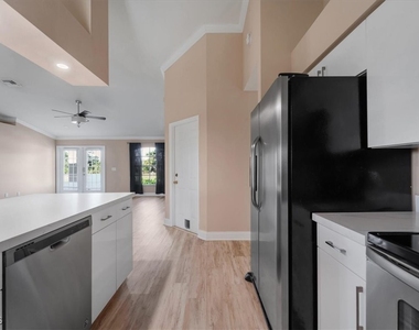 234 Pullman Street - Photo Thumbnail 27