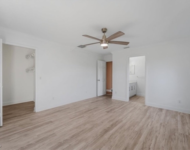 234 Pullman Street - Photo Thumbnail 30