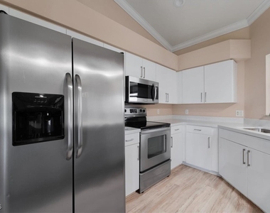234 Pullman Street - Photo Thumbnail 25