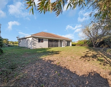 234 Pullman Street - Photo Thumbnail 47