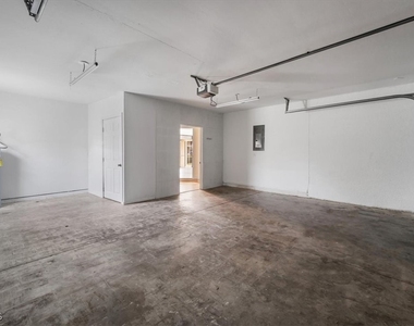 234 Pullman Street - Photo Thumbnail 41