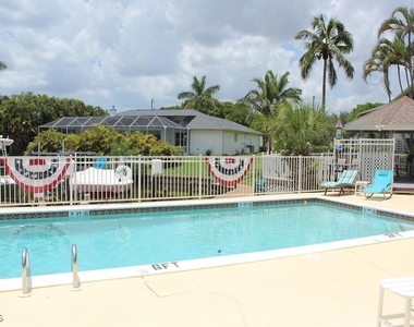 4708 Sw 8th Place - Photo Thumbnail 18