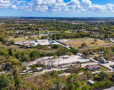 5033 S Acres Drive - Photo Thumbnail 19