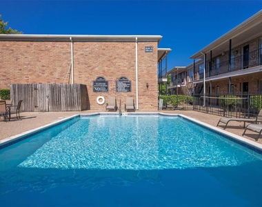 5900 N Braeswood Blvd - Photo Thumbnail 31