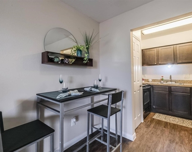 5900 N Braeswood Blvd - Photo Thumbnail 13