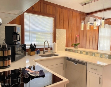 317 Nature View Court - Photo Thumbnail 13