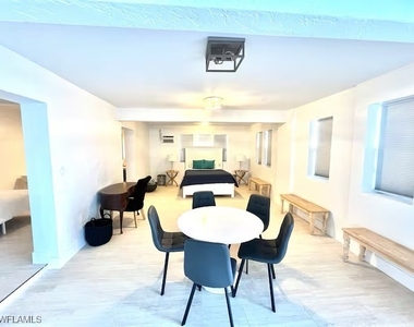 437 Trade Winds Avenue - Photo Thumbnail 6