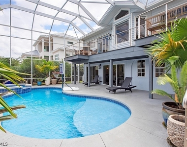 437 Trade Winds Avenue - Photo Thumbnail 17