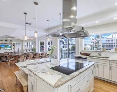 437 Trade Winds Avenue - Photo Thumbnail 19