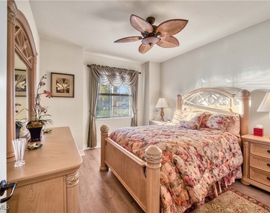 9446 Piacere Way - Photo Thumbnail 17