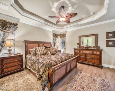 9446 Piacere Way - Photo Thumbnail 13
