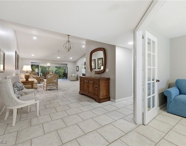 5899 Chanteclair Drive - Photo Thumbnail 2