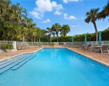 5899 Chanteclair Drive - Photo Thumbnail 20