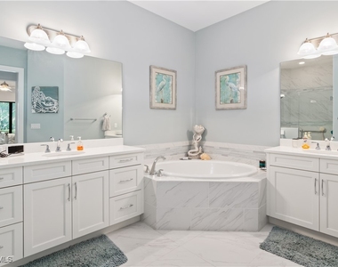 6604 Roma Way - Photo Thumbnail 13