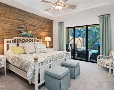 6604 Roma Way - Photo Thumbnail 12