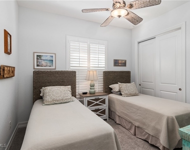 6604 Roma Way - Photo Thumbnail 9