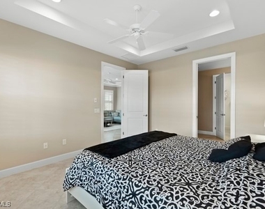 8321 Lucello Terrace N - Photo Thumbnail 13