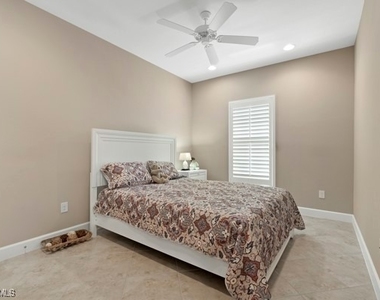 8321 Lucello Terrace N - Photo Thumbnail 20